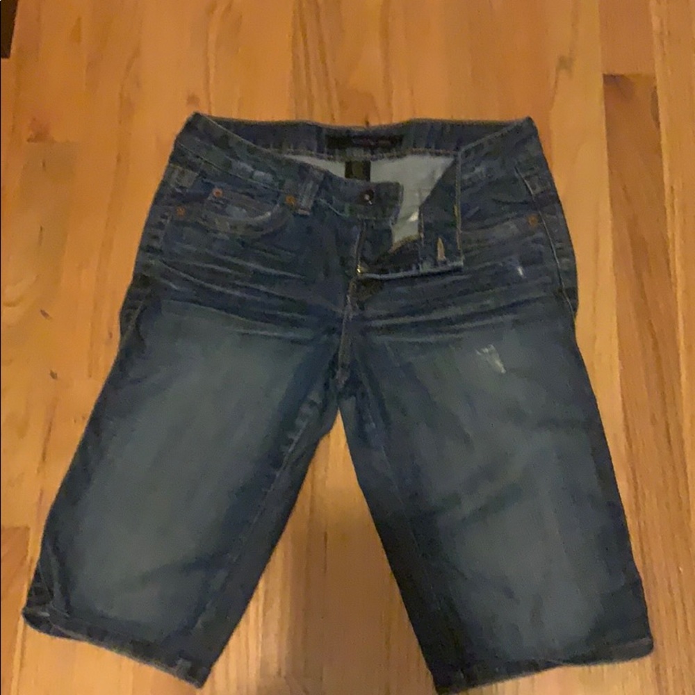 Woman’s size 6 walking shorts by Calvin Klein